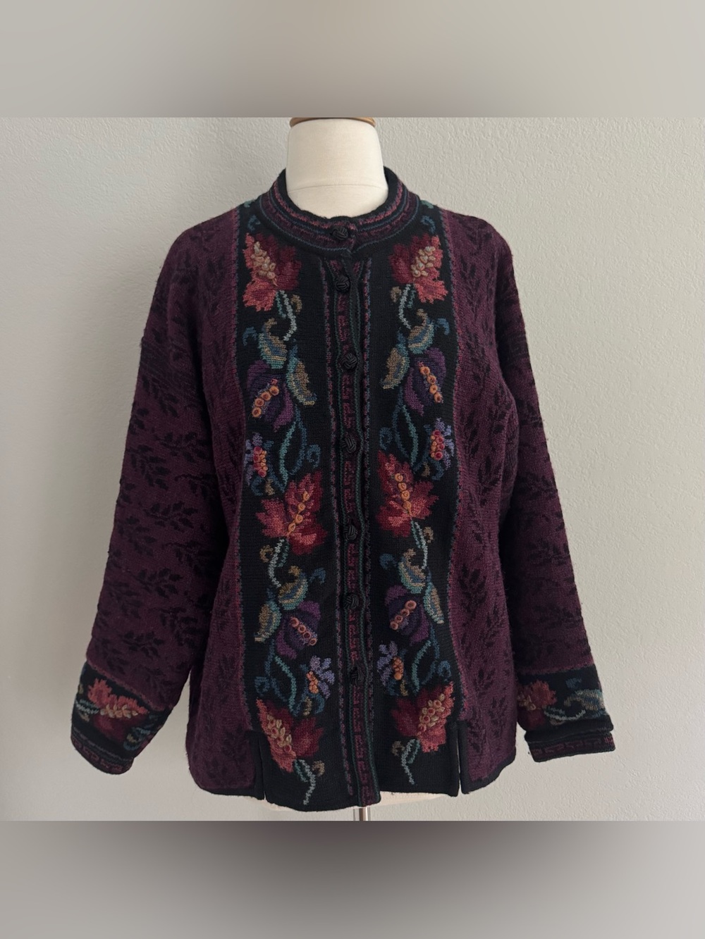 Icelandic Design Purple and Black Wool Cardigan Sweater Women’s Size Large